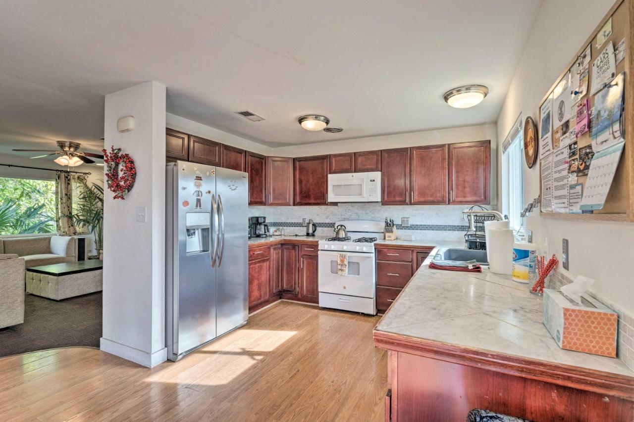 Vegas Oasis Home With Pool And Spa 7 Miles To Strip Las Vegas Ngoại thất bức ảnh